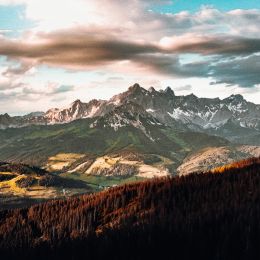 panorama górskiego pasma